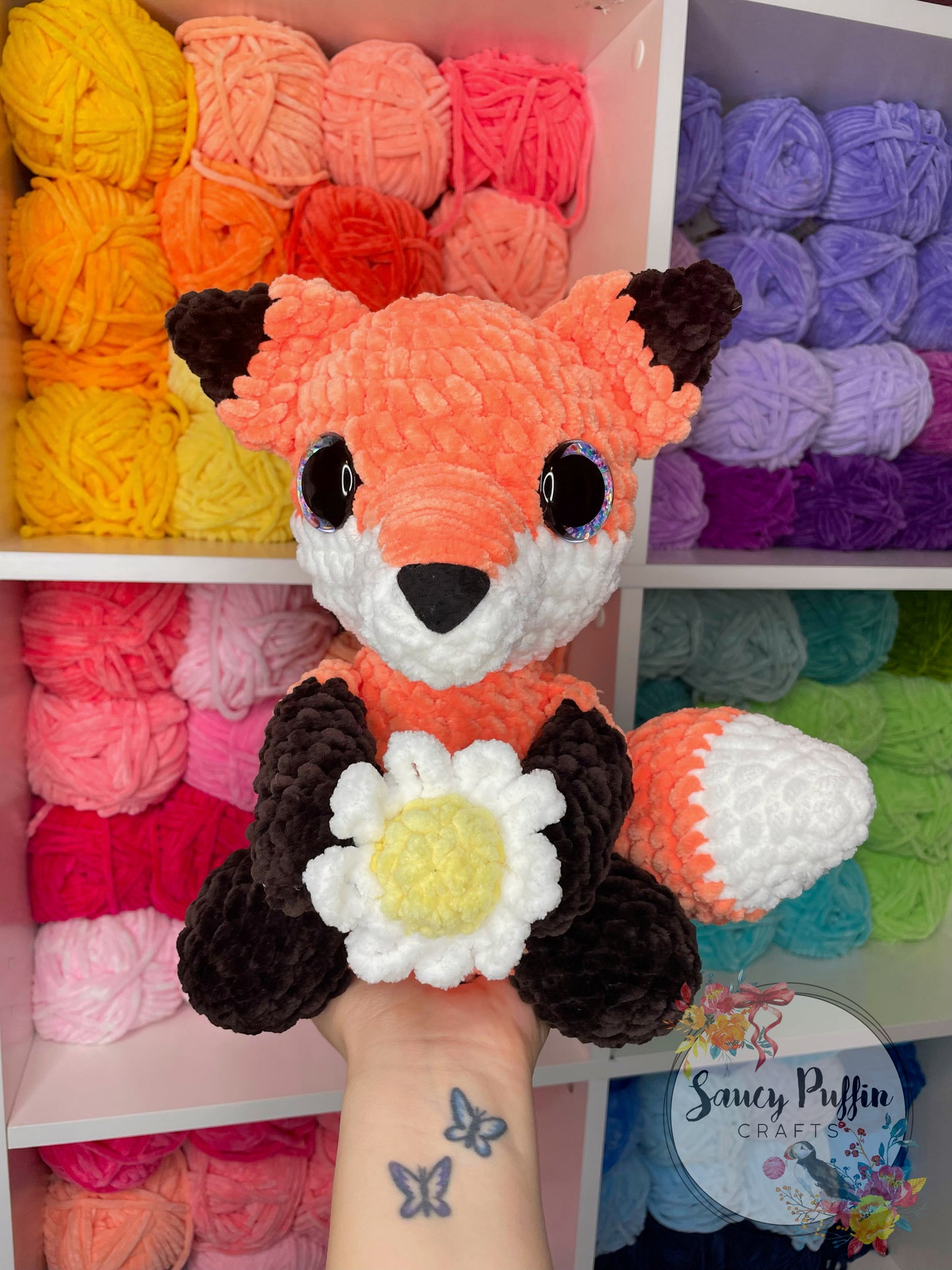 Finn the Fox Crochet Pattern + No Sew Bee & Flower