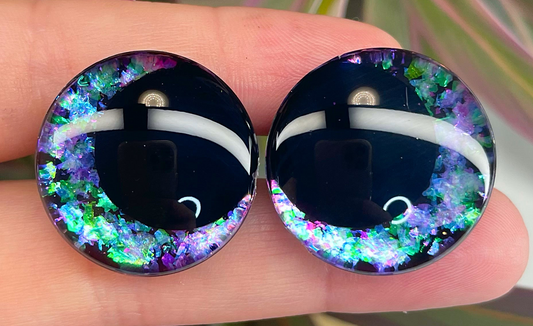 'Straight Up' Safety Eyes