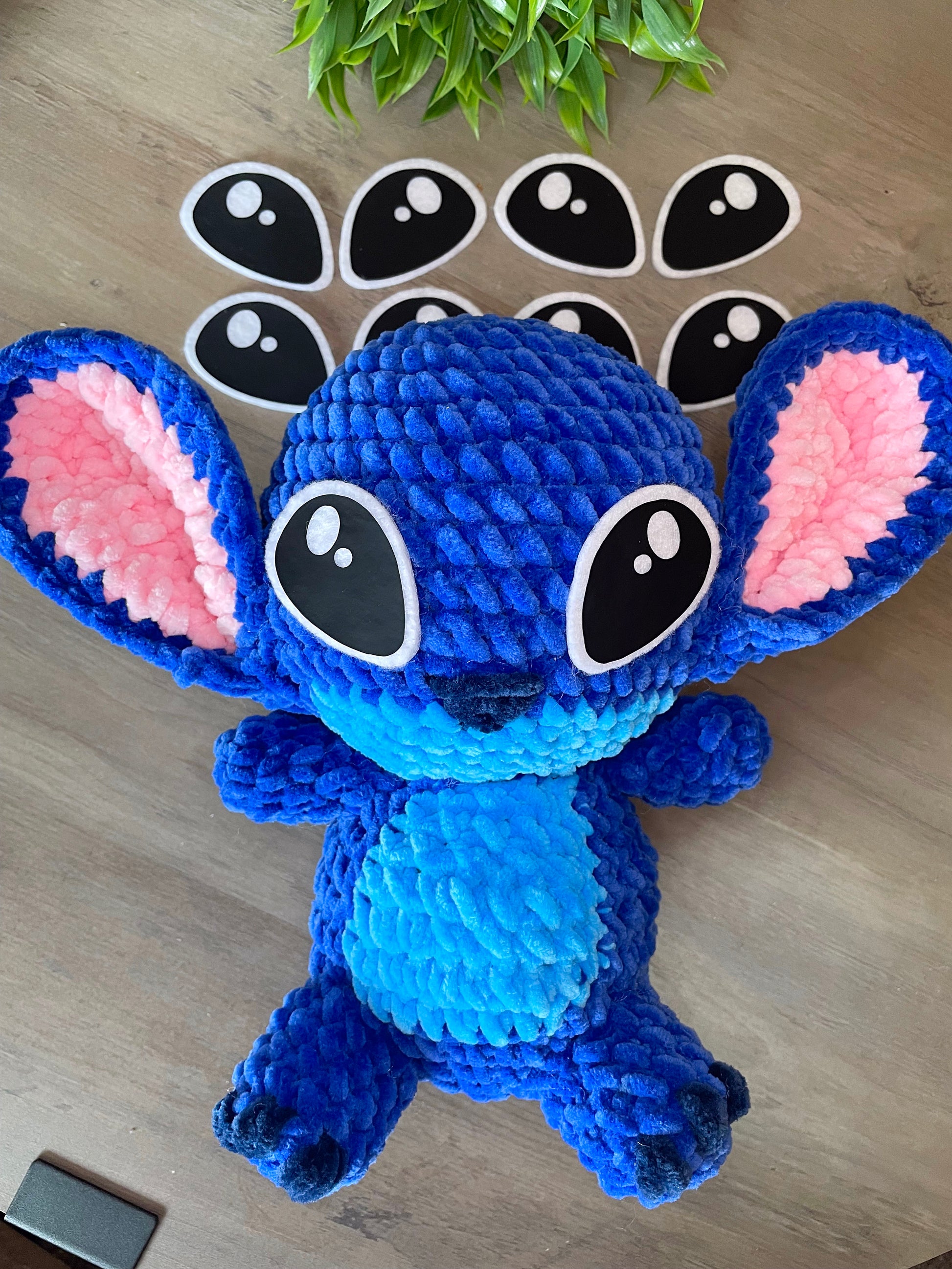 Stitch Felt Eyes – Saucy Puffin Crafts